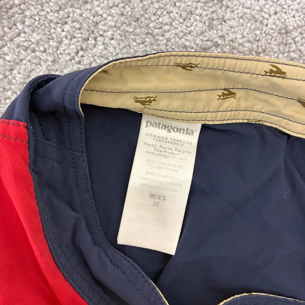Patagonia Board Shorts Mens 32 Wavefarer Swim Trunks Red Navy Blue Colorblock